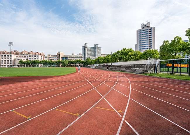 四川2025年女生读护理学校到底好不好