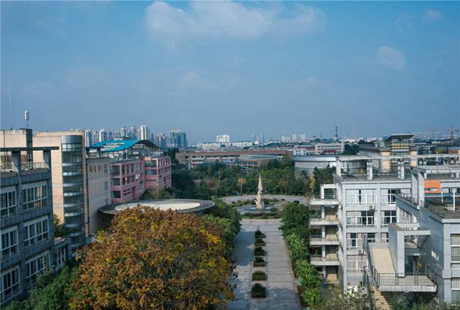 四川2002年中专要怎么去考_四川2025中专中职招生文件